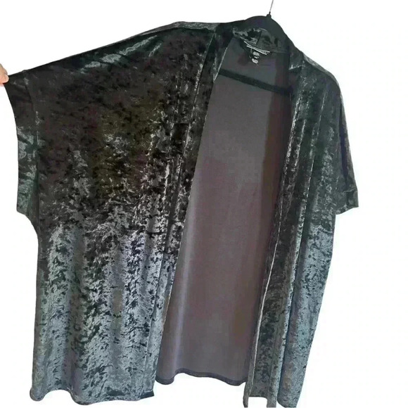VICTORIA'S SECRET Slinky Black Crushed Velvet Open Front Robe Size Medium Large - Picture 5 of 6